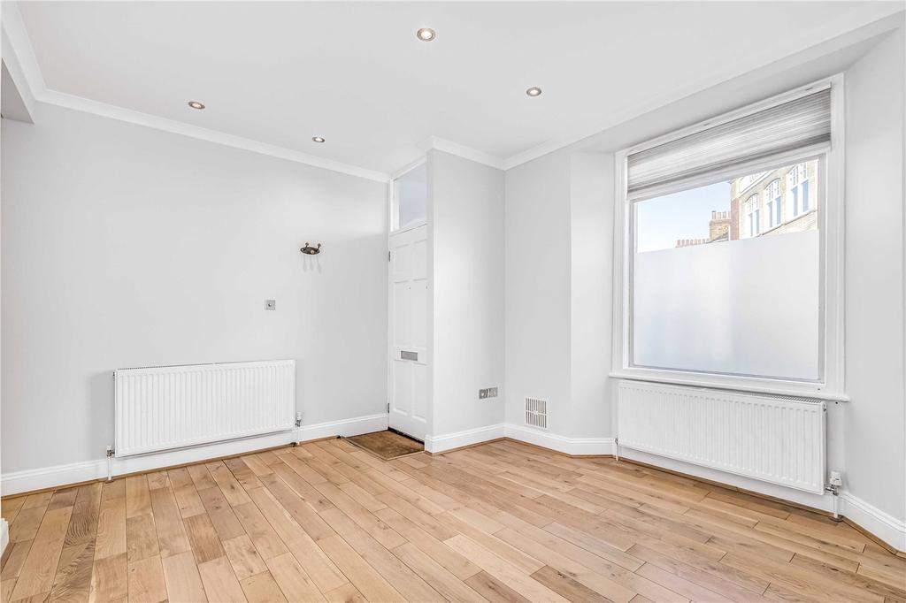 Broughton Road, Fulham, London, SW6 1 bed flat - £1,950 pcm (£450 pw)