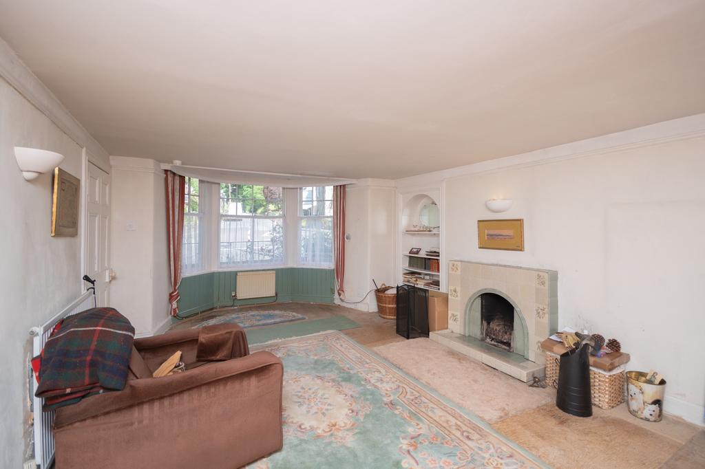 Perth Road, Gilmerton, Crieff, PH7 3LZ 4 bed terraced house for sale