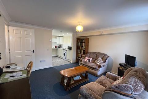 2 bedroom apartment for sale, Carlton Road South, Weymouth