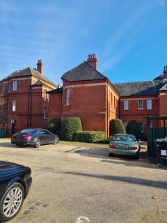 2 bedroom apartment for sale, Richmond Drive, Woodford Green IG8