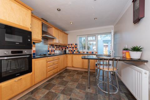 4 bedroom detached house for sale, St Christophers Road, Farnborough, GU14