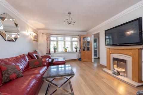 4 bedroom detached house for sale, St Christophers Road, Farnborough, GU14