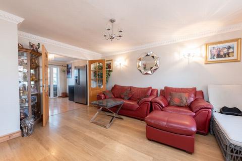 4 bedroom detached house for sale, St Christophers Road, Farnborough, GU14