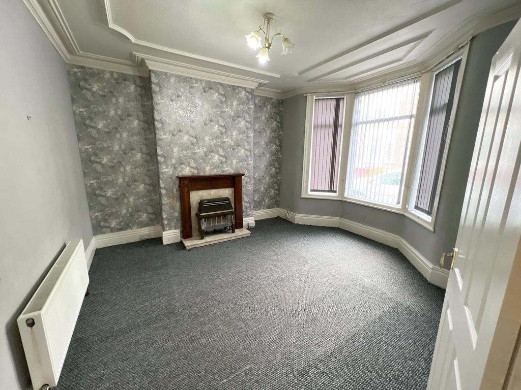 Watford Road, Liverpool, L4 3 bed terraced house £750 pcm (£173 pw)