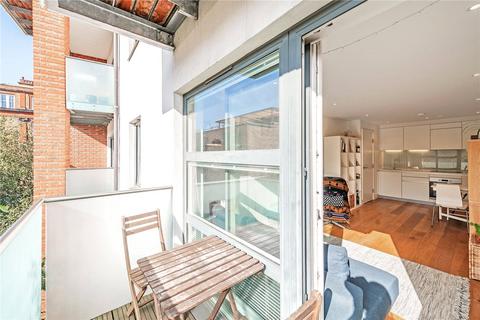 undefined, Tiltman Place, Finsbury Park, London