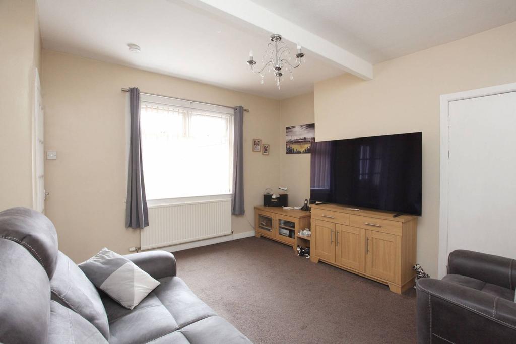 13 Pinkerton Place, Rosyth, KY11 2JN 2 bed terraced house £120,000