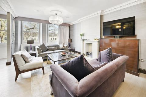3 bedroom flat to rent, Rutland Gate, Knightsbridge, London