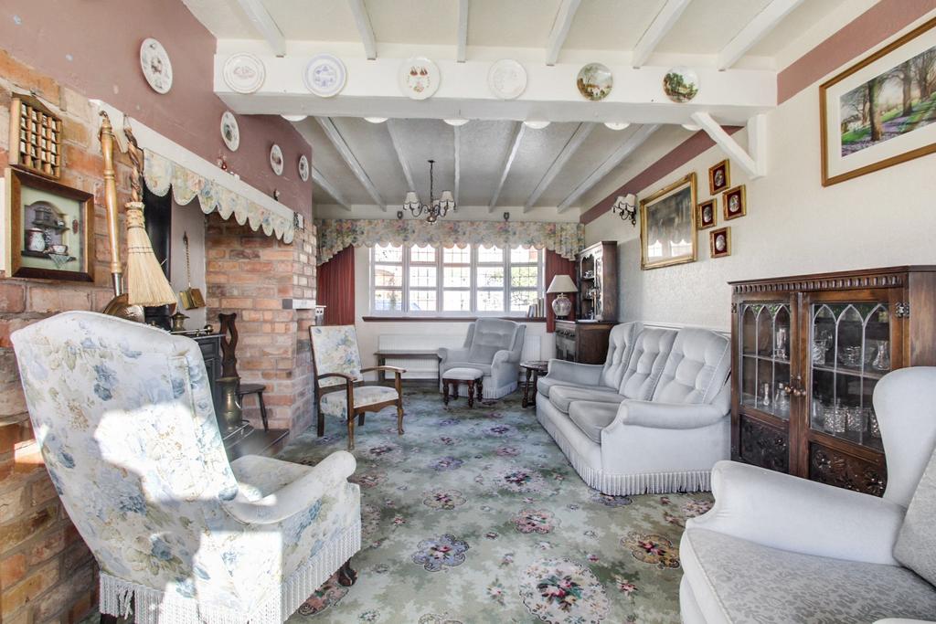 Lounge 1