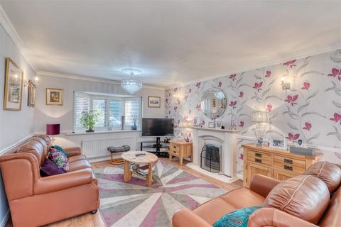 4 Ardens Close, Winyates Green, Redditch, B98 0QE