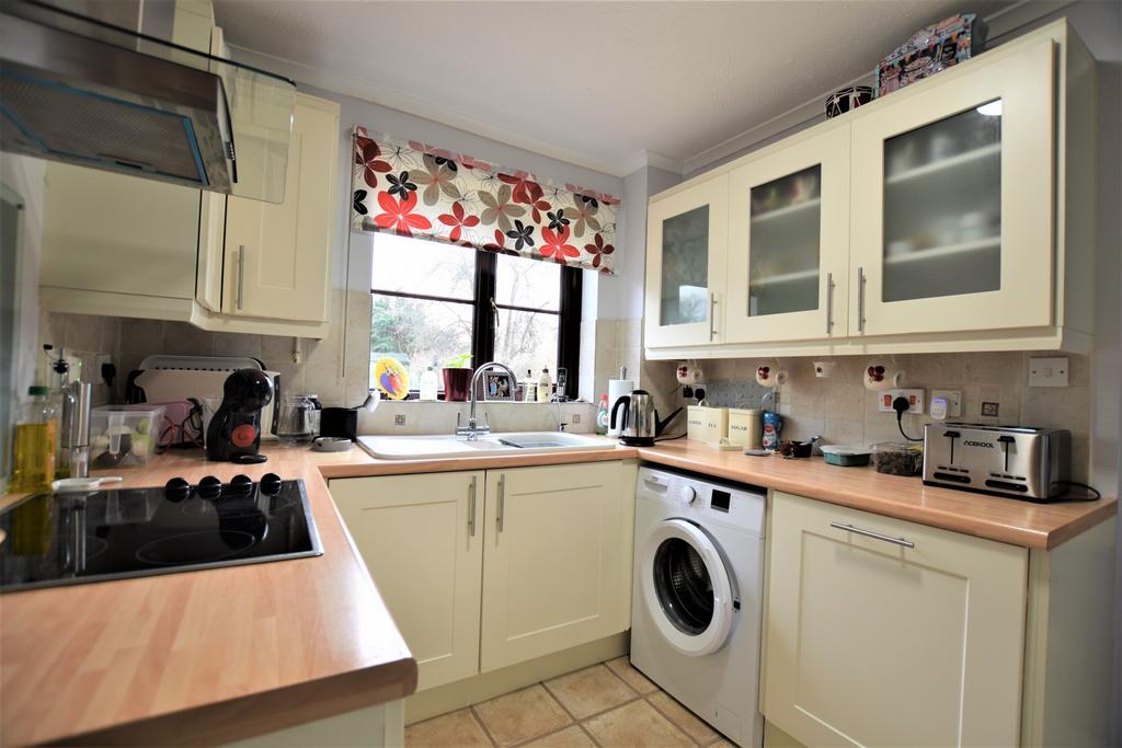 Kitchen (2)