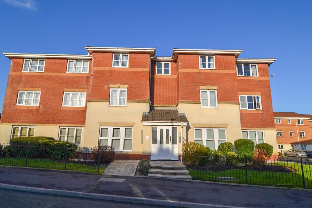 Mount Pleasant Avenue, St. Helens... 2 bed apartment £650 pcm (£150 pw)