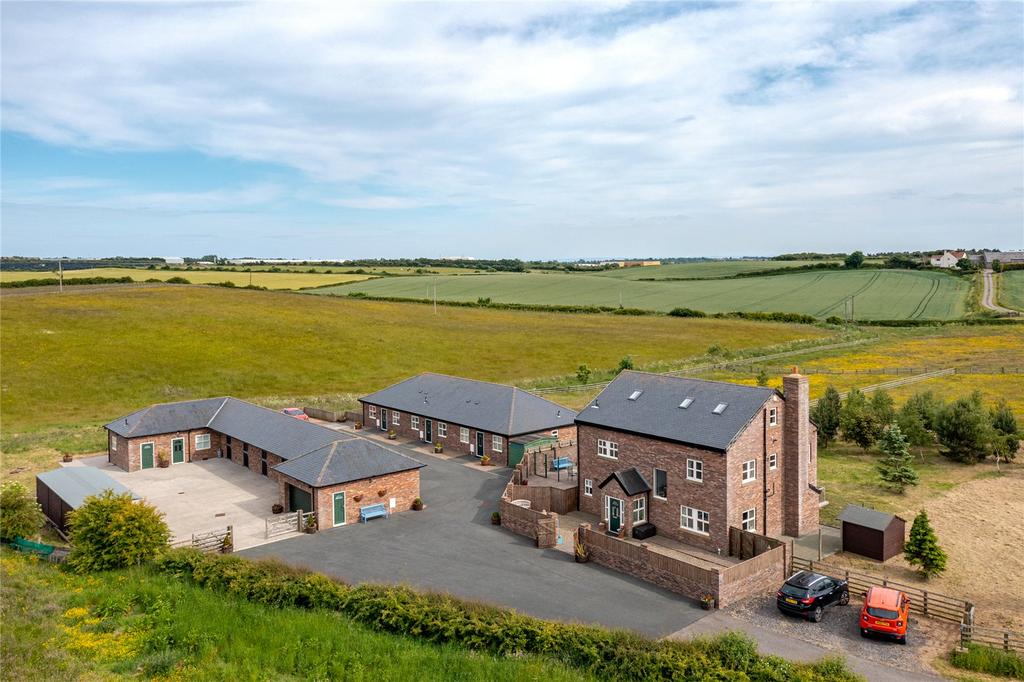 High Ling Close, Haswell, Durham, DH6 5 bed equestrian property for