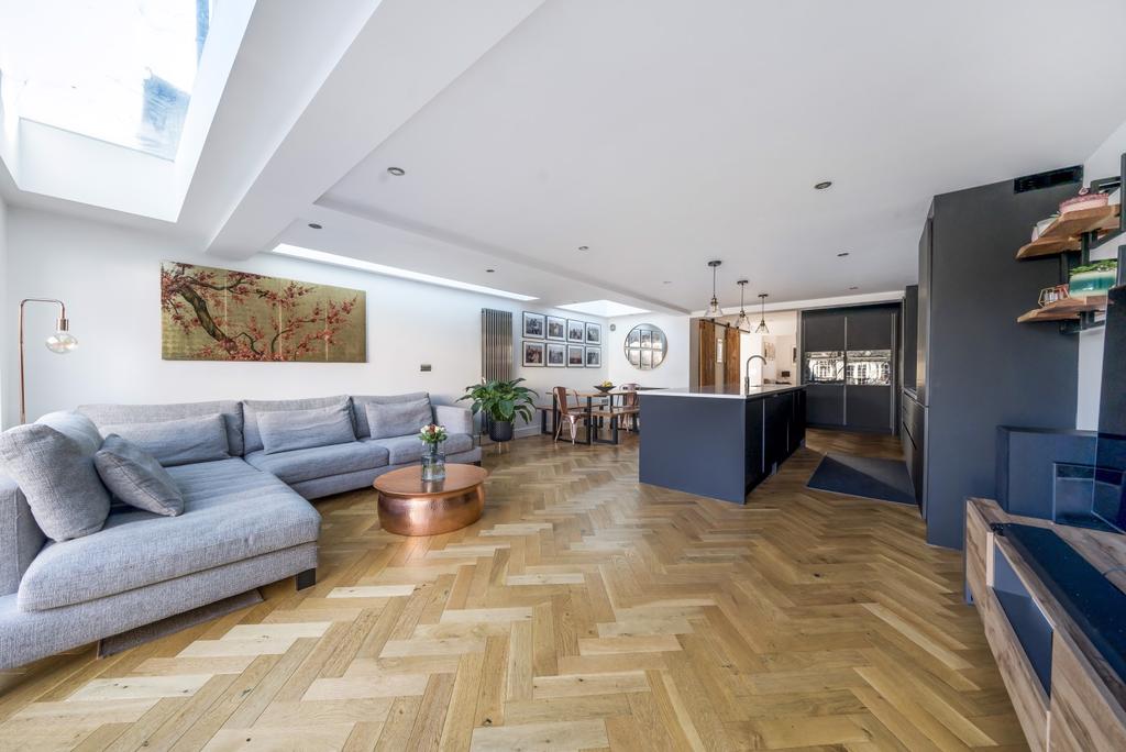 Kitchen/Family Room