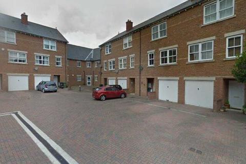 Garage to rent - Burdock Court, Maidstone ME16