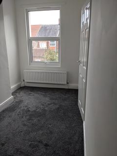 2 bedroom terraced house to rent, Falkland Street, Middlesbrough TS1