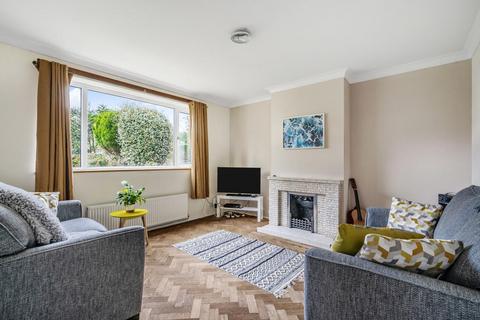 15 Hazelmere Way, Bromley, BR2 7PA