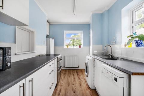 15 Hazelmere Way, Bromley, BR2 7PA