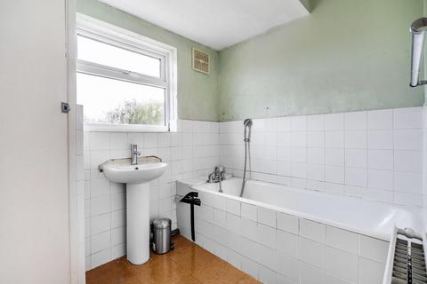15 Hazelmere Way, Bromley, BR2 7PA