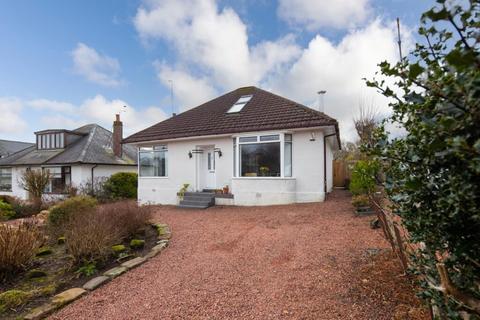 17 Beechlands Drive, Clarkston, Glasgow, G76 7XA