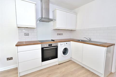1 bedroom apartment for sale, Woodlands Court, Woking, Surrey, GU22