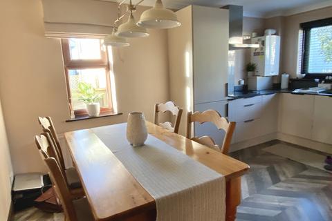 71 Trelissick Fields, Hayle, TR27 6PH