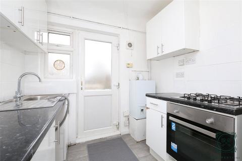 2 bedroom apartment for sale, North Circular Road, London, NW10