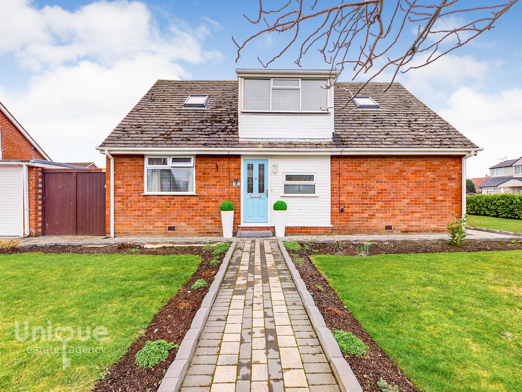 Sawley Avenue, Lytham St. Annes, FY8 3 bed bungalow £299,950