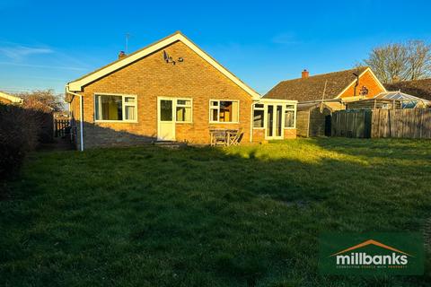 Vadeen Mill Lane, Rockland All Saints, Attleborough, NR17 1TX