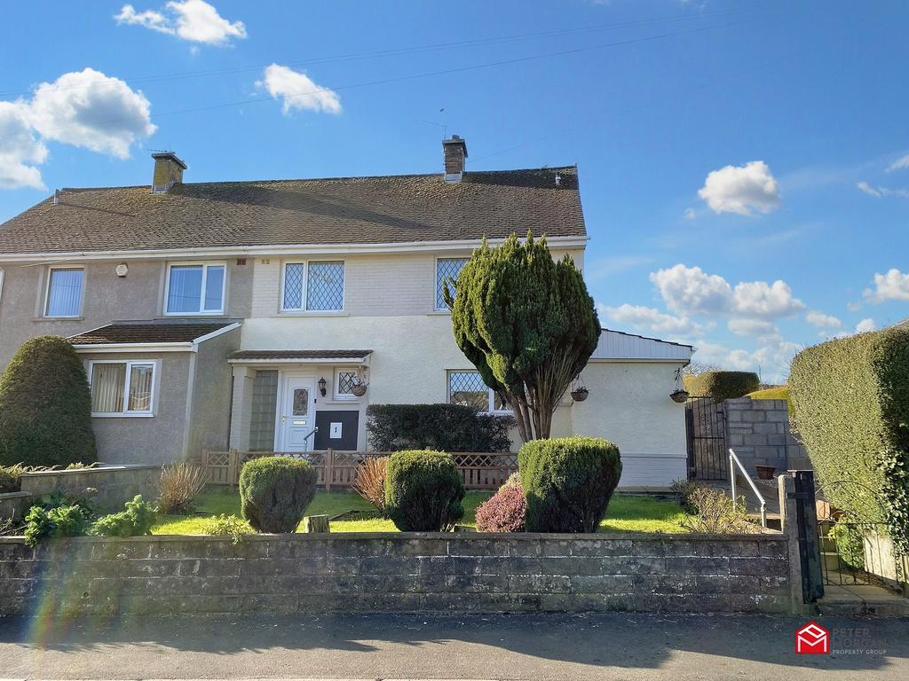 Heol Llan, North Cornelly, Bridgend, Bridgend County. CF33 4LG 3 bed