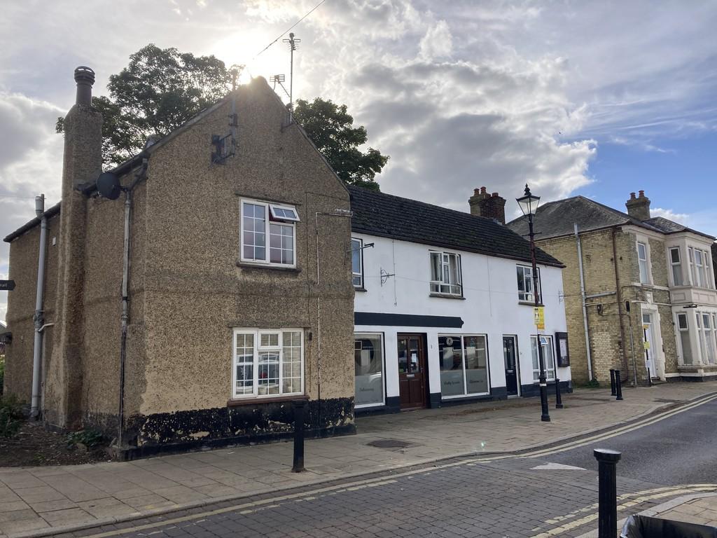 Littleport, Ely, Cambridgeshire 8 bed property £350,000