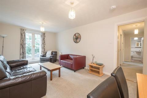 2 bedroom flat to rent, Huntingdon Place, Edinburgh, EH7