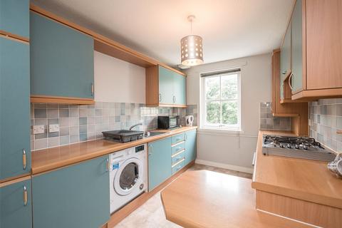 2 bedroom flat to rent, Huntingdon Place, Edinburgh, EH7