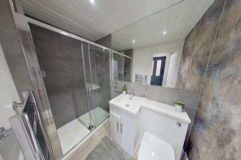 2 bedroom flat to rent, Walker Road, Torry, Aberdeen, AB11