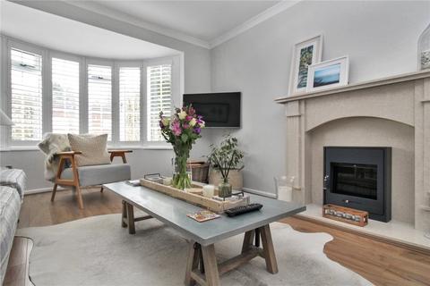 5 Carlton Gate, Broome Manor, Swindon, SN3 1NF