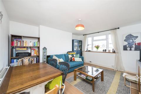 2 bedroom flat for sale, Mortlake High Street, London