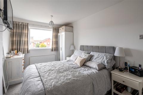 10 Birkdale Walk, Leeds, LS17 7SX