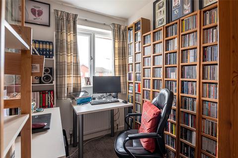 10 Birkdale Walk, Leeds, LS17 7SX