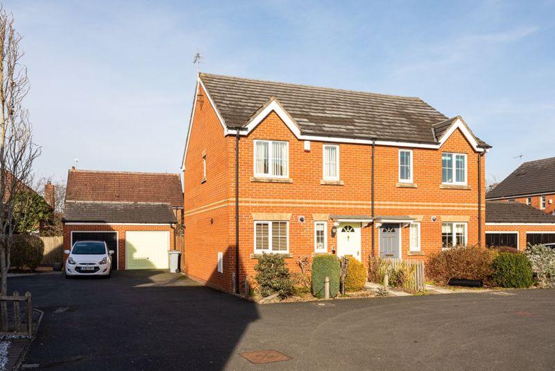 Cherry Tree Court, Stapeley, Nantwich 3 bed semidetached house for sale £245,000
