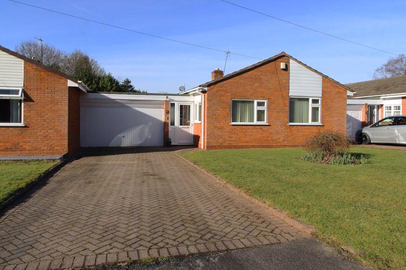 Walsall Wood Road, Aldridge, WS9 8QT 3 bed detached bungalow for sale