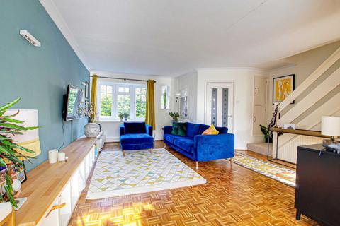 35 Ellesmere Close, Caversham, Reading, RG4 5HG