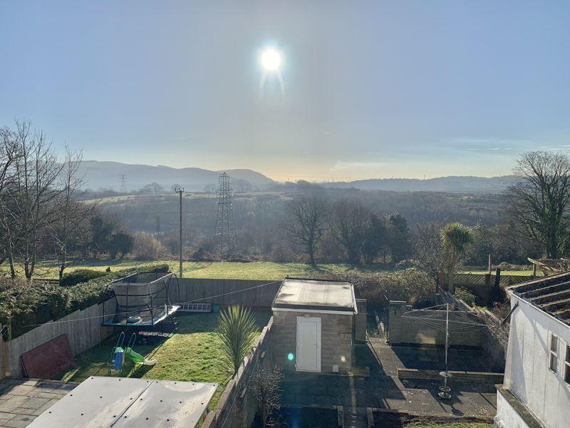 Crymlyn Road, Skewen, Neath, SA10 6EA 5 bed semidetached house for