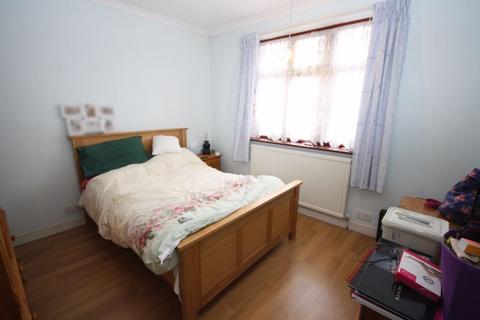 13 Raynor Close, Southall, UB1 1RN