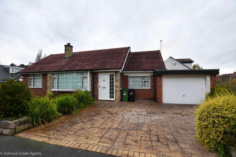 Mostyn Road, Hazel Grove, SK7 3 bed bungalow £1,300 pcm (£300 pw)