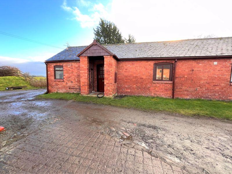 Swan Cottage, Haimwood, Llandrinio 2 bed barn conversion £450 pcm (£