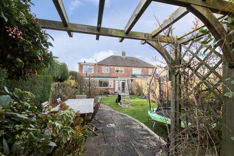Northfield Drive, West Moor, NE12 4 bed semidetached house £325,000