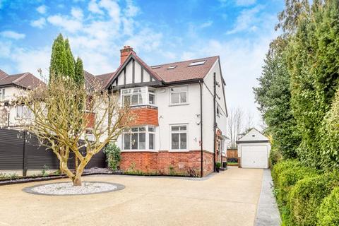 77 Farley Road, South Croydon, CR2 7NG
