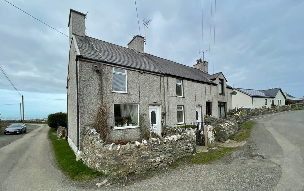 Llanddeusant, Holyhead, Isle of Anglesey, LL65 3 bed terraced house for