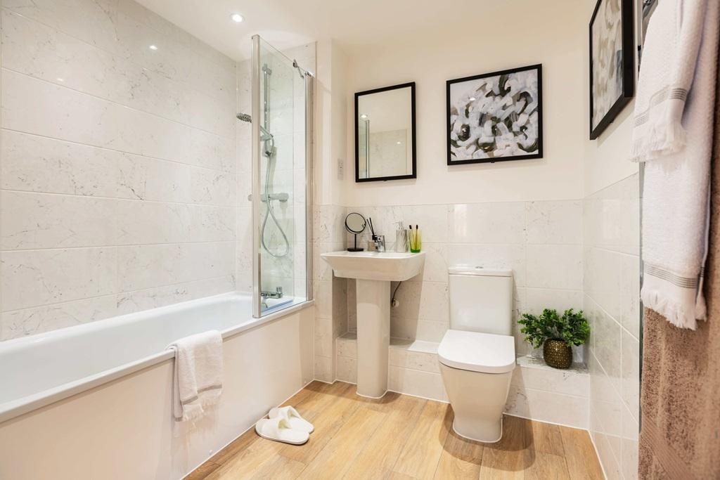 Select your own tiles in the bathroom