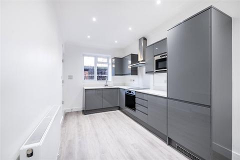 3 bedroom maisonette to rent, Old Montague Street, E1