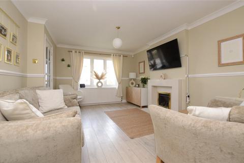 65 Meadowgate Drive, Lofthouse, Wakefield, WF3 3SR